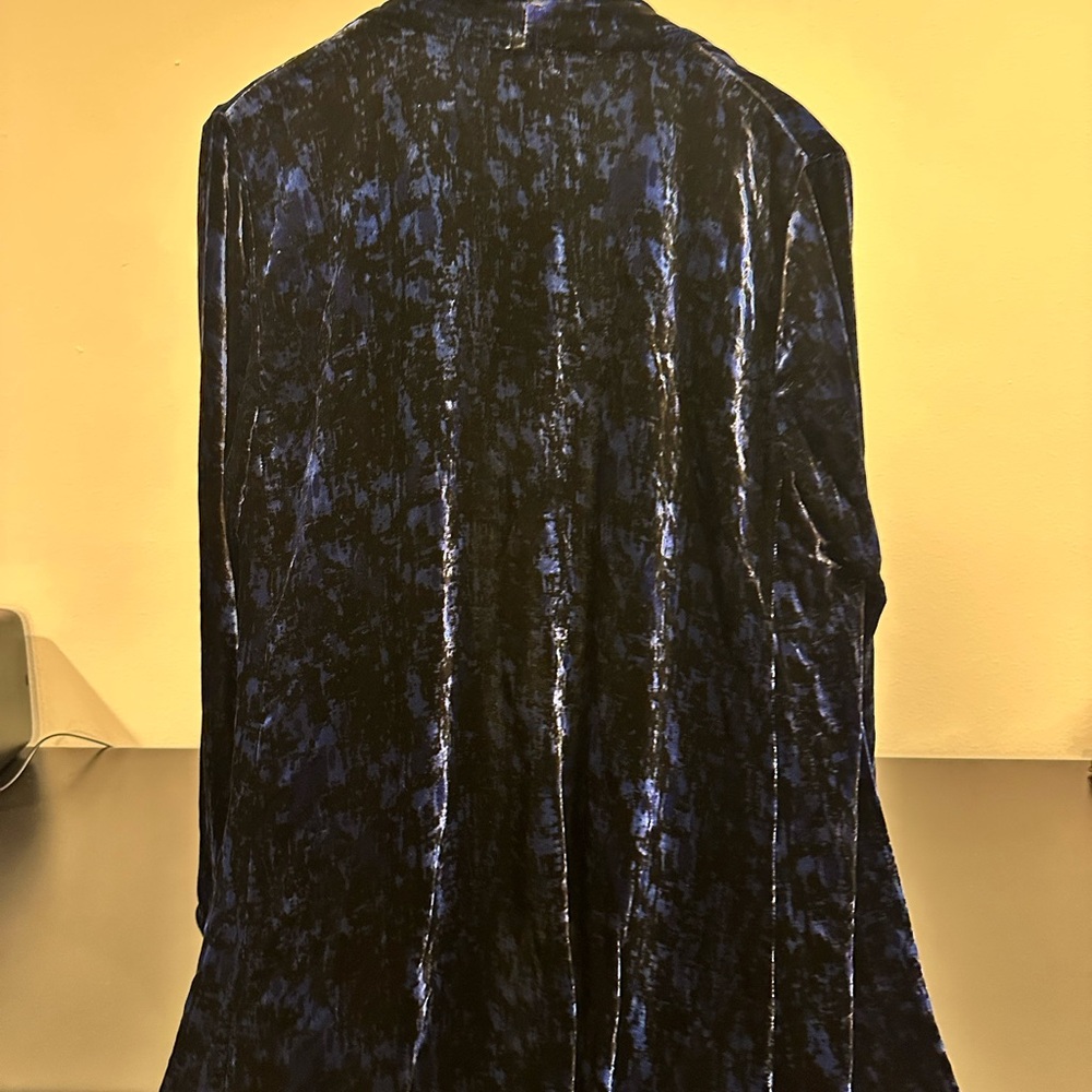 Eileen Fisher Elegant Velvet Jacket in Deep Blue Size Large - Picture 8 of 8